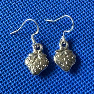 💎 Zilveren Aardbei Oorbellen – Hypoallergeen 🍓